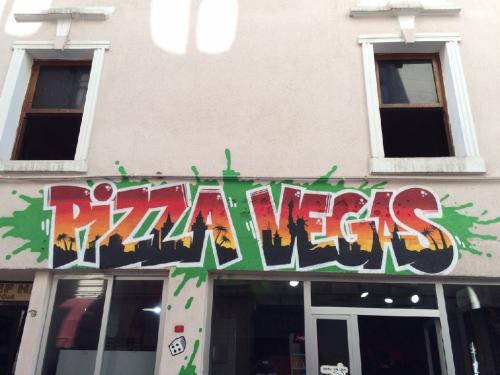 Pizza Vegas- Türkiye Graffiti - Graffiti Dekorasyon- Graffiti Ofis Dekorasyon - Graffiti Duvar Süslemesi- Graffitici Aranıyor- Graffitici Arıyorum