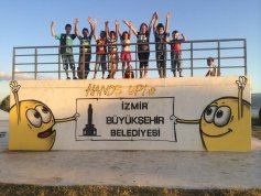 Hands up